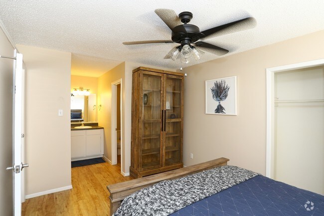 Foto del edificio - 1614 W 6th St