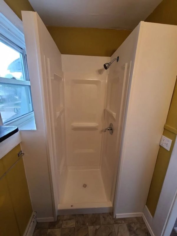 Foto del edificio - 225 S East St