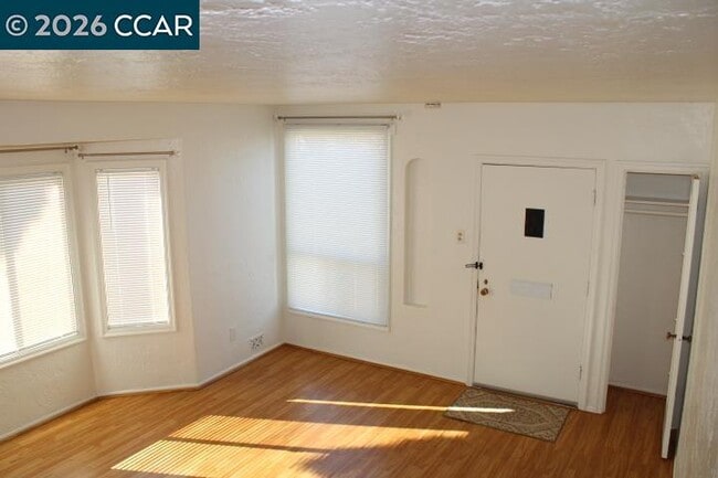 Building Photo - 508 Civic Center St