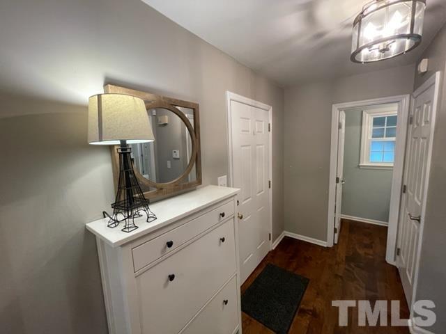 Building Photo - 1321 Helmsdale Dr