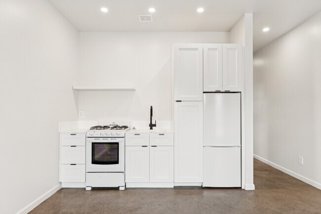 Building Photo - 1717 W Berridge Ln
