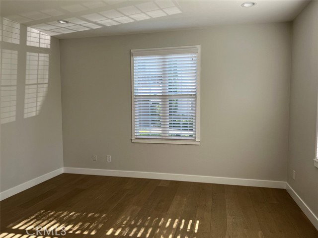 Building Photo - 53 Bellwind