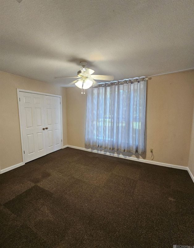 Building Photo - 1046 Sunshine Dr