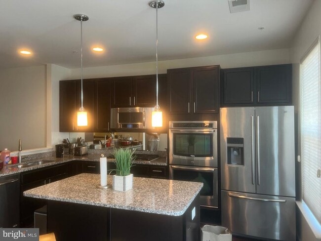 Building Photo - 9520 Westerdale Dr