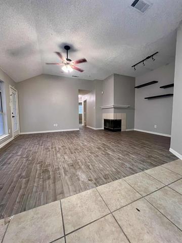Building Photo - 943 Azalia Dr