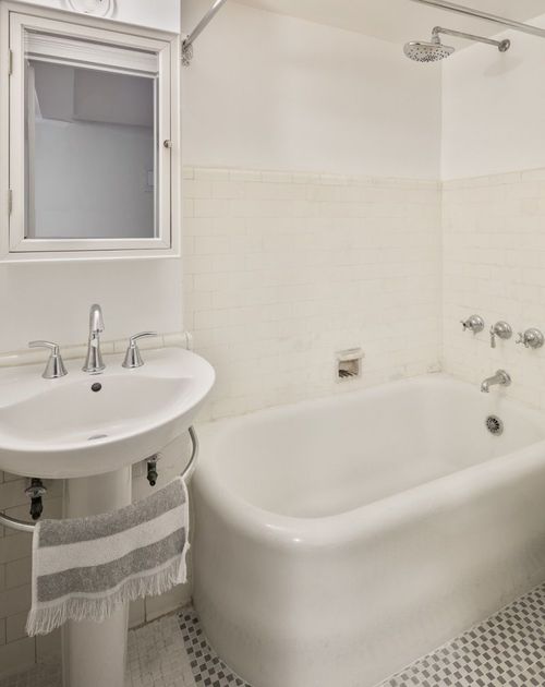 Building Photo - 50 Tudor City Pl