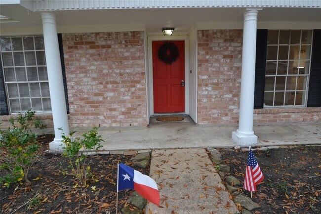 Foto del edificio - 12711 Westleigh Dr