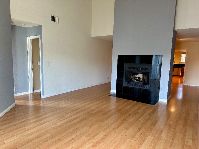 Building Photo - 1676 San Miguel Dr