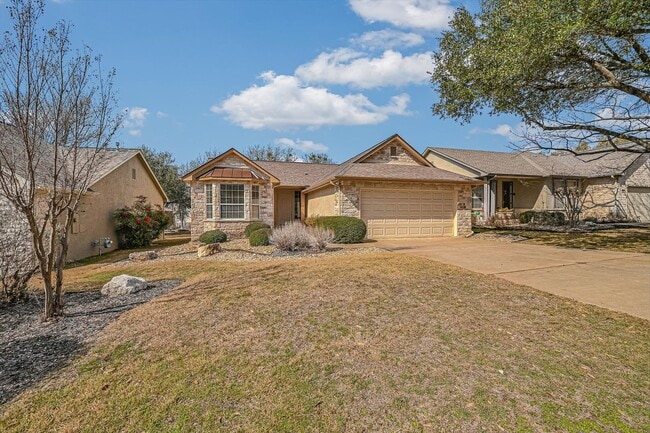 Building Photo - 117 Larkspur Ln