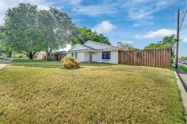 Foto del edificio - 2135 Wheaton Dr