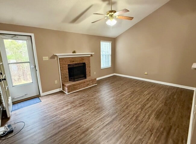 Building Photo - 7931 Leverette Way