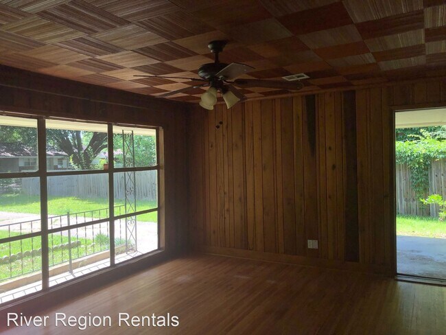 Foto del edificio - 3 br, 1 bath House - 940 Hanover Drive