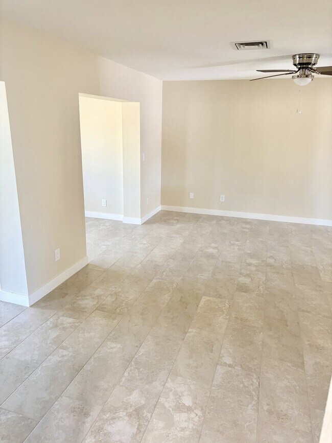 Foto del edificio - 8626 W Greenbrian Dr