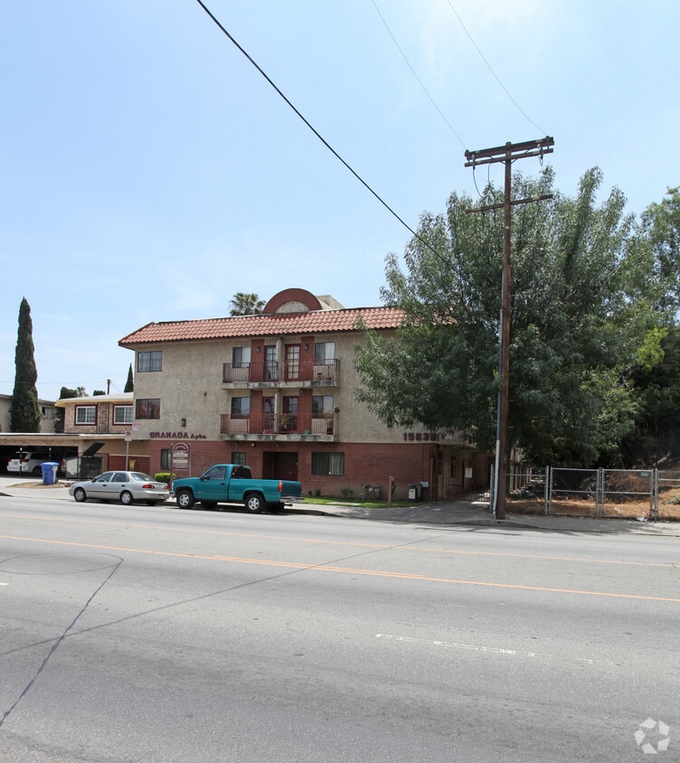 Building Photo - Granada Apartments