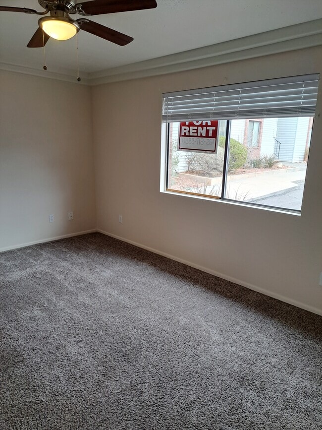 Building Photo - 1150 W 360 N