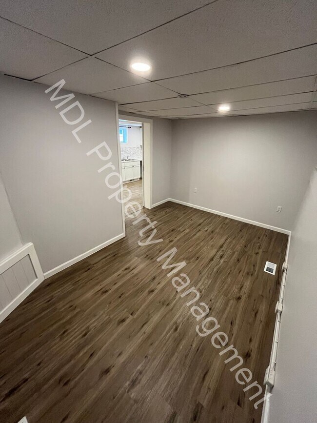 Foto del edificio - 1500 Birney St