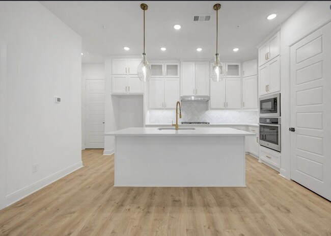 Foto del edificio - 4835 Fuller Ct