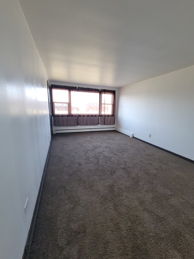 Living room - 12539 S Marshfield Ave