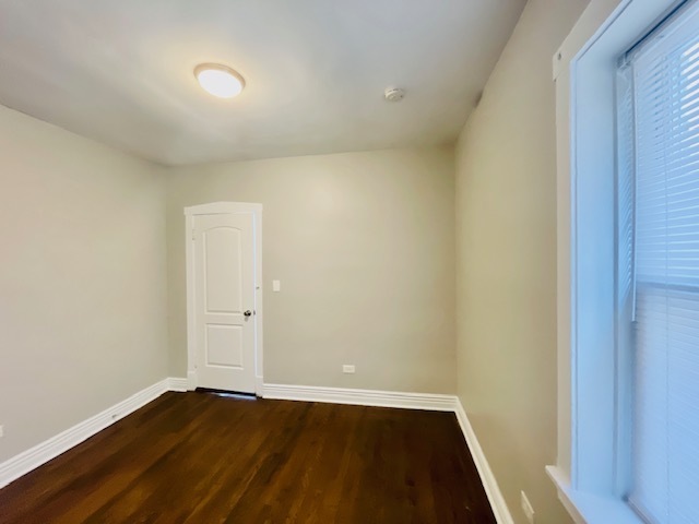 Building Photo - 4855 W Augusta Blvd