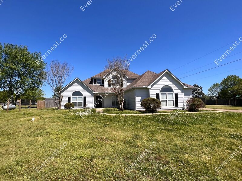 4616 Mead Dr, Nesbit, MS 38651 House Rental in Nesbit, MS