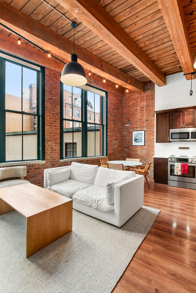 Building Photo - 49 Melcher St