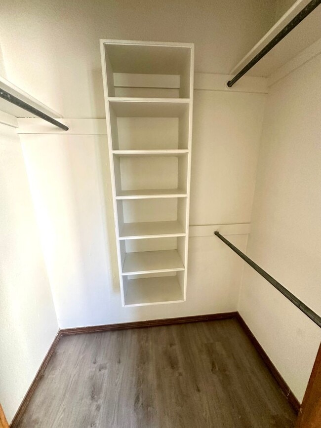 Building Photo - Spacious 3 Bedroom, 2 Bath Home!  Don't Mi...