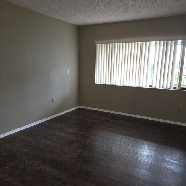 Building Photo - 1064 Lotus Pkwy