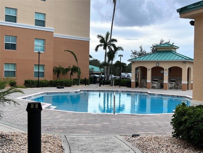 Foto del edificio - 2090 Matecumbe Key Rd