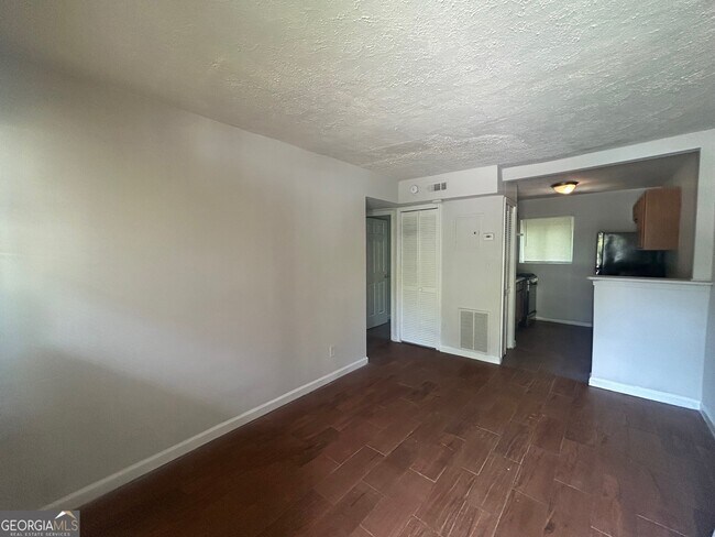 Foto del edificio - 512 Lindsay St NW