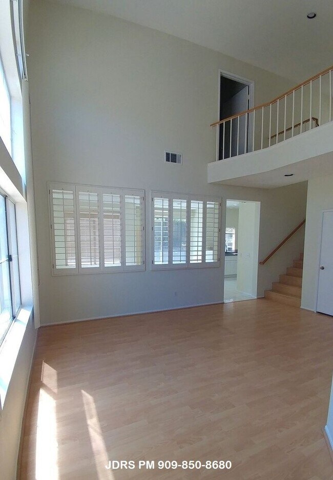 Foto del edificio - Chino Hills 4-bedroom Home
