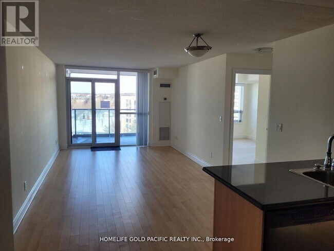 Photo du bâtiment - 23 Cox Blvd