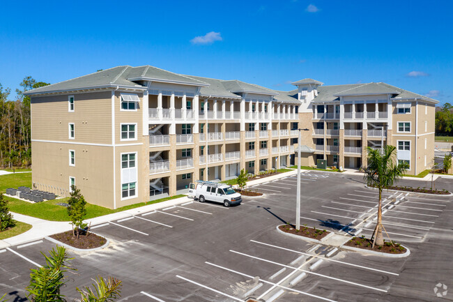 Foto del edificio - The Reef at Winkler