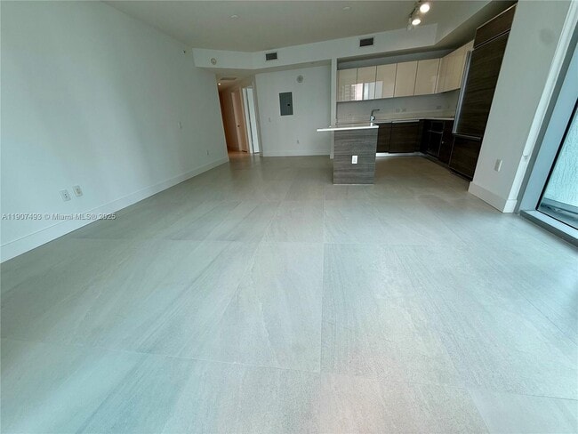 Foto del edificio - 1100 S Miami Ave