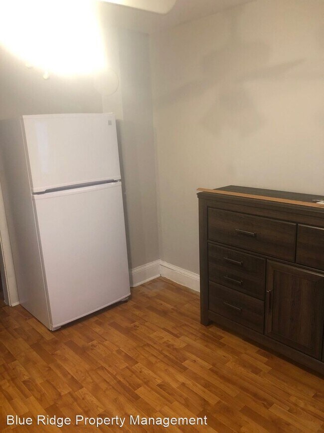 Building Photo - 2 br, 1 bath House - 517 Stanley Avenue