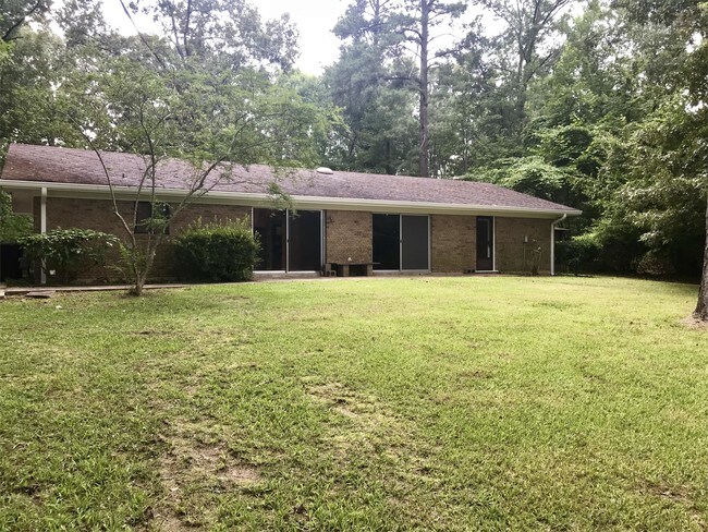 Building Photo - 408 Barber Dr