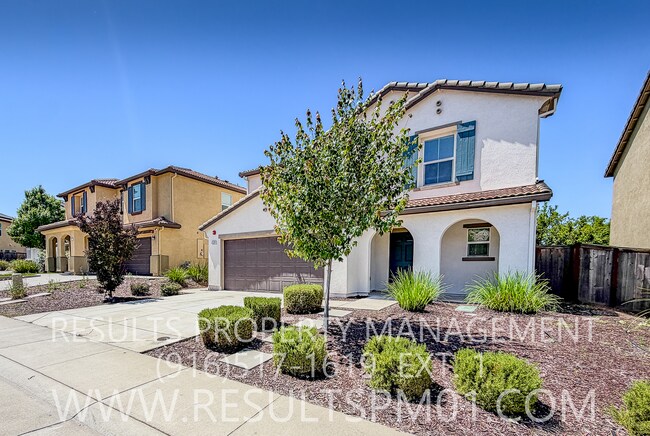 Building Photo - Lovely and Spacious 4 Bedroom Rocklin Home