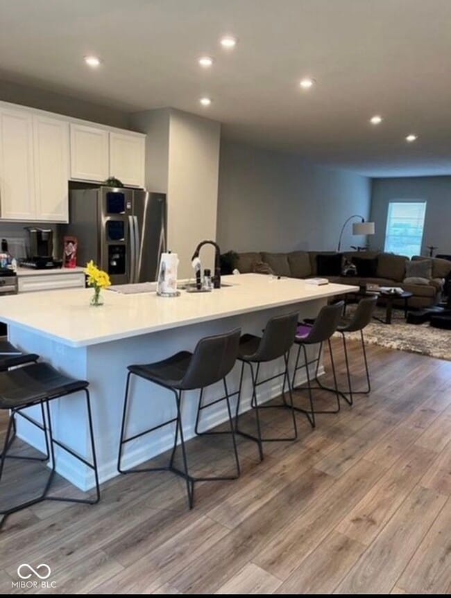 Foto del edificio - 9734 Junction