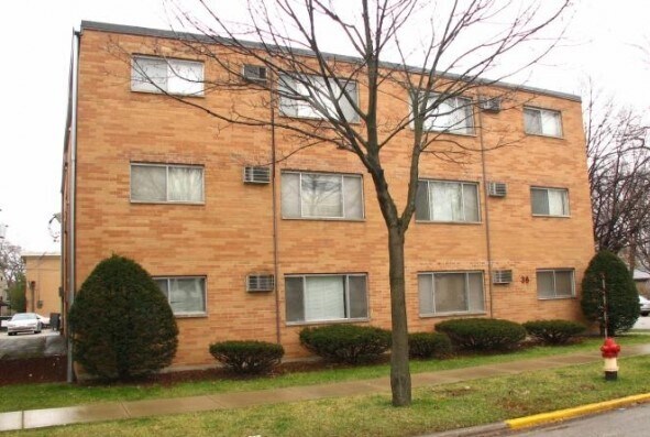 Building Photo - 38 Lathrop Ave