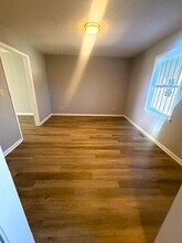 Building Photo - 1221 Vine St