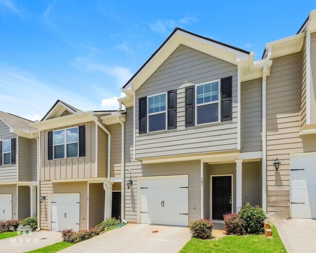 Foto del edificio - 207 Highwood Ln