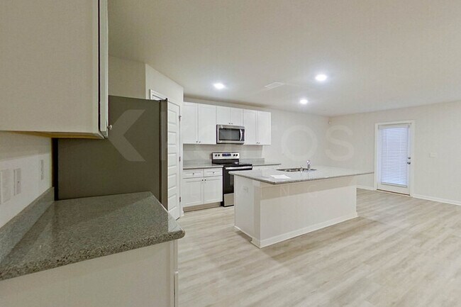 Foto del edificio - 312 Monarch Ln