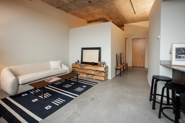 Building Photo - 41 Burroughs St