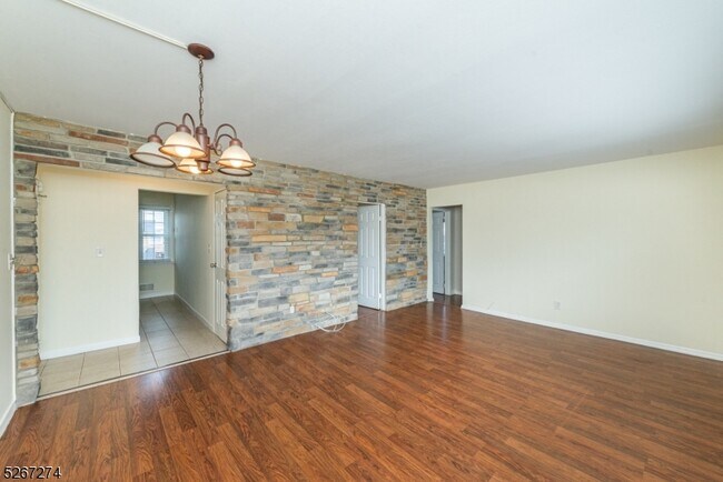 Building Photo - 31 Morgan Lane Unit 1B