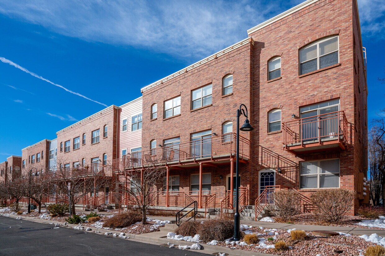 5477 Zephyr Ct, Arvada, CO 80002 Townhome Rentals in Arvada CO