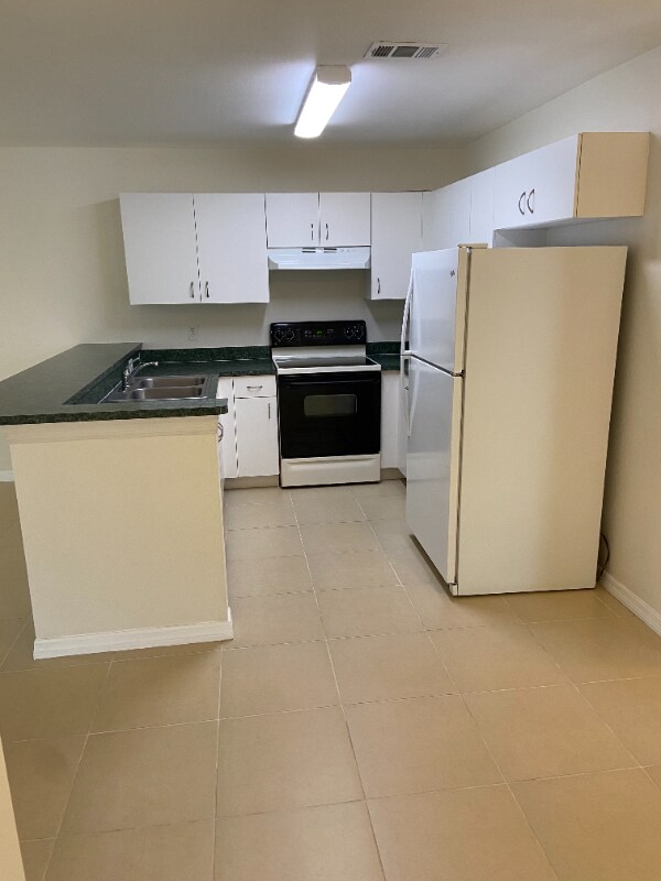 1167 Lake McGregor Dr, Fort Myers, FL 33919 House Rental in Fort