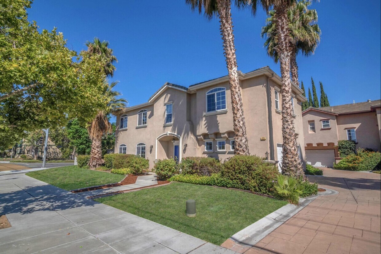 Primary Photo - 1331 Branham Ln