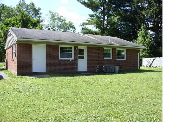 Building Photo - 2515 Hikes Ln
