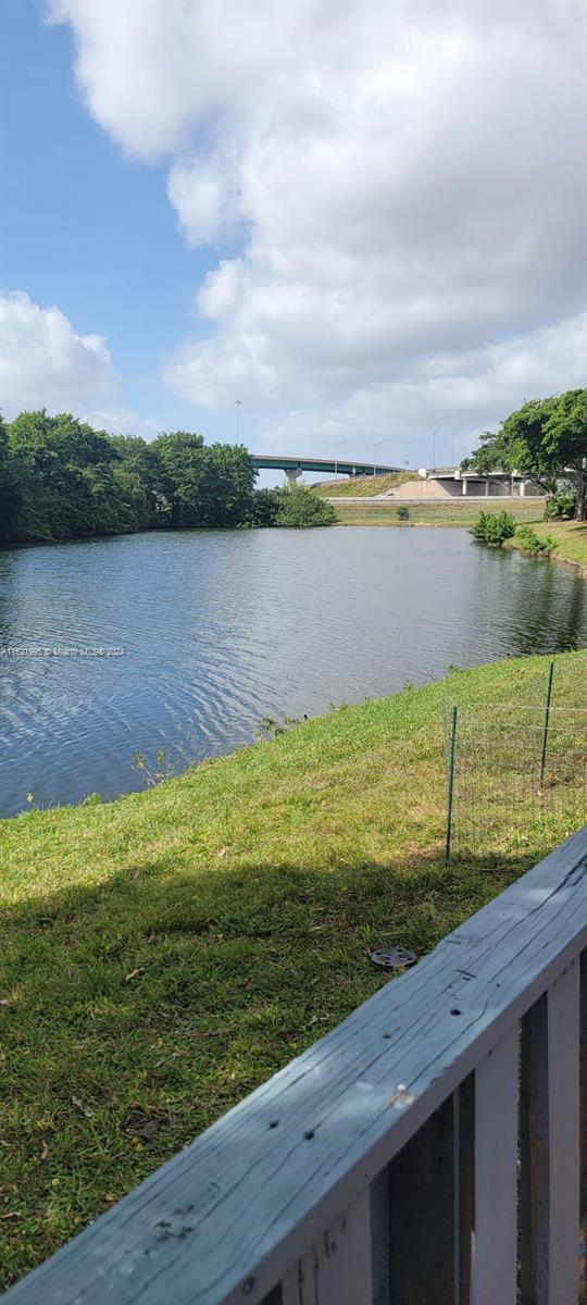 Building Photo - 6988 Woodscape Cir