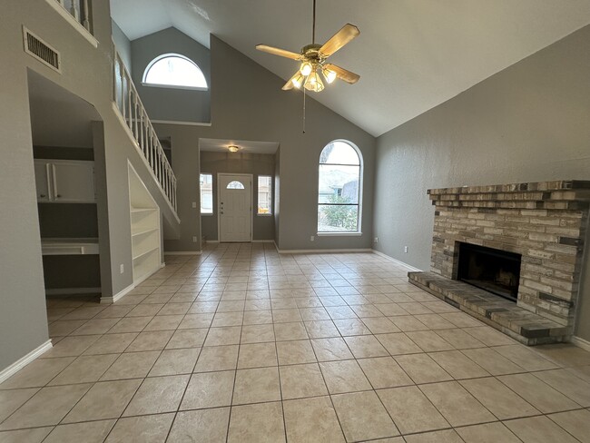 Building Photo - 15325 Mutiny Ct