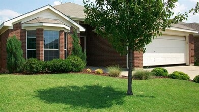 Building Photo - 4708 Topaz Ln